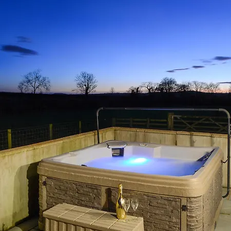 Little Meadow 度假居 *